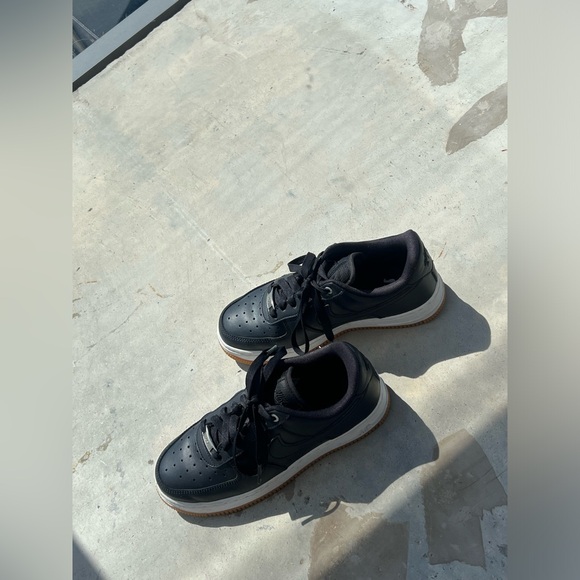 Nike Air Force 1 Low 07 Premium Off Noir - Picture 2 of 6